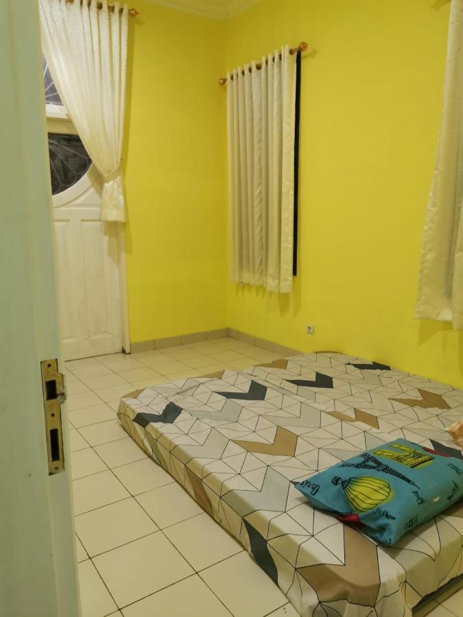 Villa Wubao Kota Bunga 3 Kamar Harga Budget Cinengangirang Luaran gambar