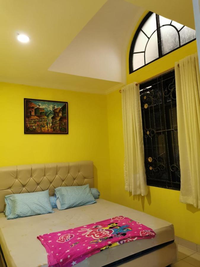 Villa Wubao Kota Bunga 3 Kamar Harga Budget Cinengangirang Luaran gambar